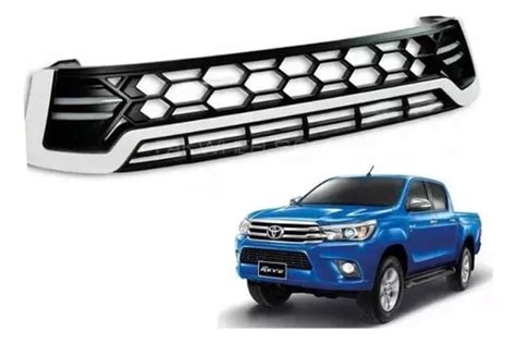 Mascara Rejilla Cn Led Y Bisel Blanco Toyota Hilux Cuotas