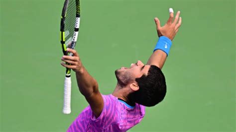 Carlos Alcaraz Beats Daniil Medvedev To Defend Indian Wells Title