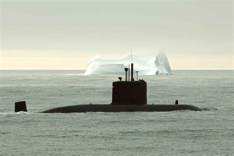 Canadian Navy Victoria-class submarine navigation radar