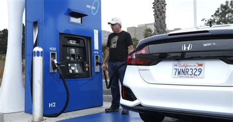 More hydrogen fuel cell stations are coming to San Diego — but slowly ...