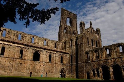 Kirkstall Abbey The Ideal Of The Monastic Life Is That A M Flickr