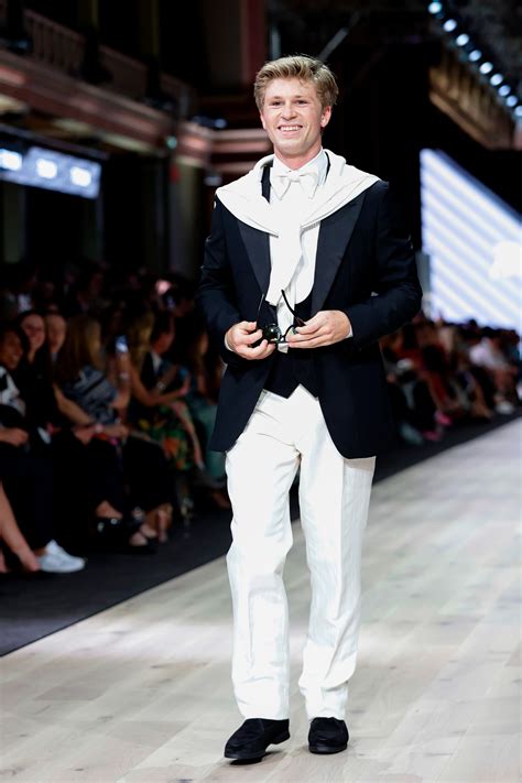 Robert Irwin Trades Khakis For Suits On Runway At Melbourne Fashion