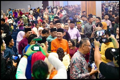 LEBIH 20 000 HADIR MAJLIS RUMAH TERBUKA KERAJAAN NEGERI Sabah News