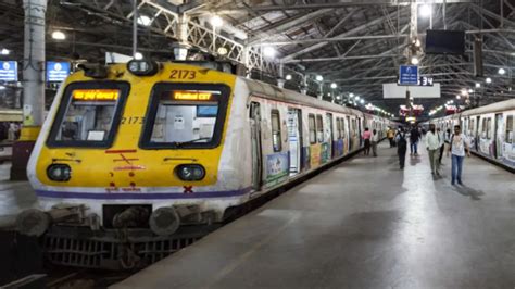 Mumbai S WR To Introduce New AC Local Train With 10 12 Additional Trips