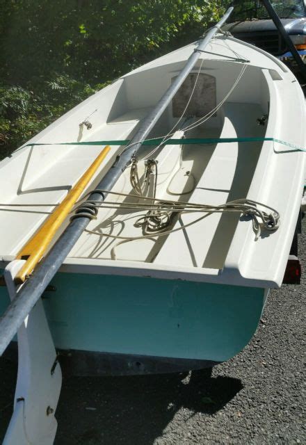 1981 Oday 14 Ft Javelin Sailboat With Trailer And Sails Nice Shape