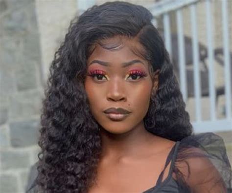 Hot Sexy Ayanna Sabrina Bikini Pics