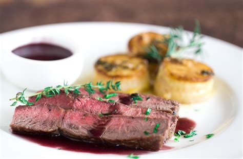 Steak With Bordelaise Wine Sauce And Fondant Potatoes G Day Soufflé