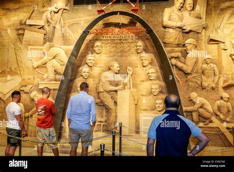 Saint St Louis Missouri Gateway Arch Memorial Catenary Jefferson