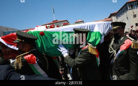 Ramallah Gaza 12th De Mayo De 2022 La Guardia De Honor Palestina