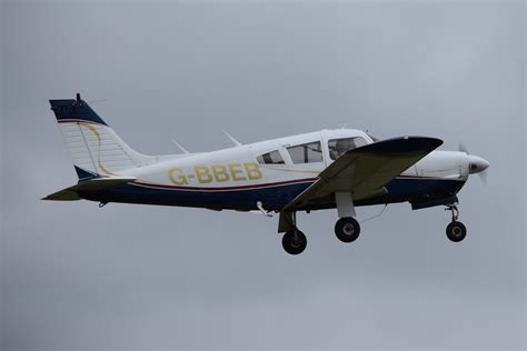 G Bbeb Piper Pa Cherokee Arrow Ii Popham Graham Tiller Flickr