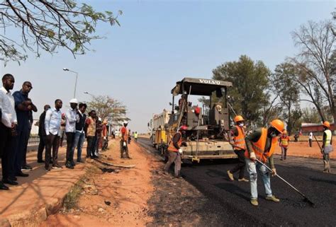 Governo Provincial Do Moxico Asfaltagem Bairro Sangondo