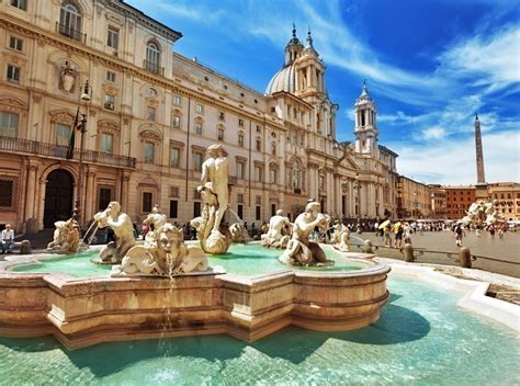 Top 10 World Famous City Squares Must Visit Destinations