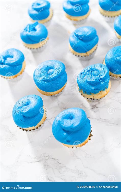 American Flag Mini Cupcakes Stock Photo - Image of cupcake, recipe: 296994666