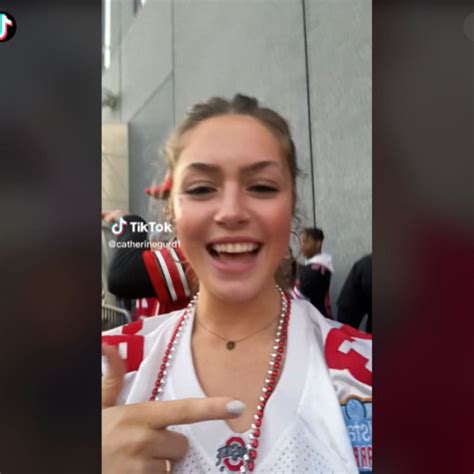 Peach Bowl Girl Who Is The Viral Peach Bowl Girl On Tiktok Identity