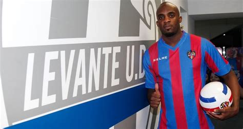 Momo Sissoko le Malien prolonge de deux ans à Levante Africa Top Sports