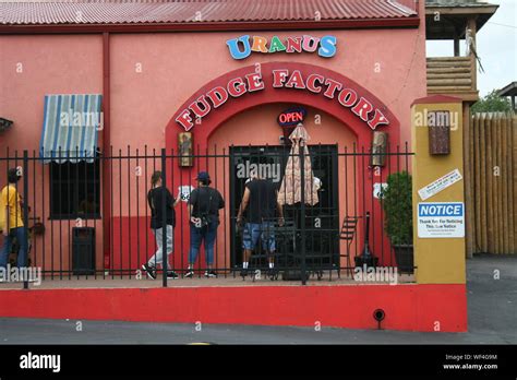 Fudge Factory Thats Fun Stock Photo Alamy