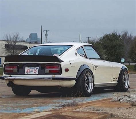 1970 1973 Datsun 240z All About Nissan S Seminal Z Car Artofit