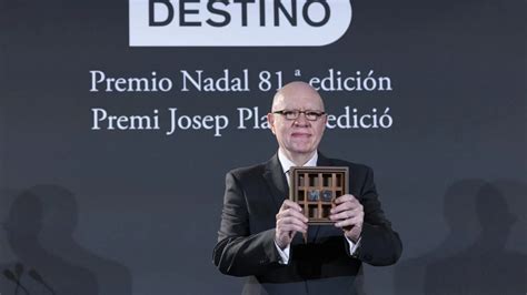 El argentino Jorge Fernández Díaz gana el 81 Premio Nadal con El