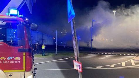 Köln Bonn Airport Feuer In Ice An Flughafen Bahnhof Express