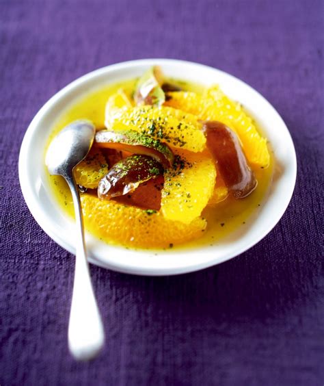 Recette salade doranges et dattes à leau de rose Marie Claire