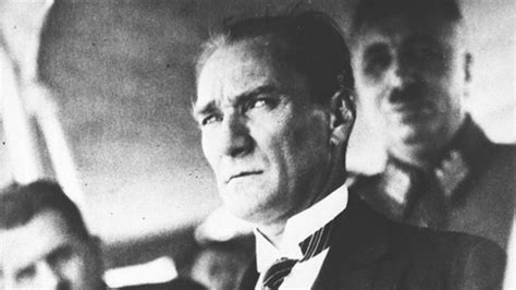 İBB'den 10 Kasım Atatürk'ü Anma Günü'ne özel etkinlikler! - KÜLTÜR.İSTANBUL