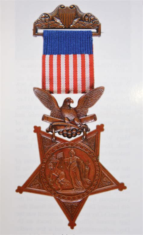 Collectables Current Militaria (1991-Now) Cased US Medal Orden Badge ...