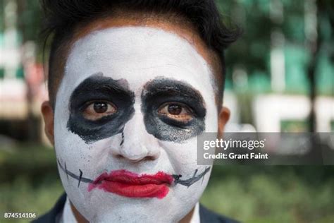 427 Dead Person Makeup Stock Photos, High-Res Pictures, and Images - Getty Images