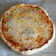 Quick and Easy Gluten Free Pizza Crust (No Yeast!) - Fearless Dining