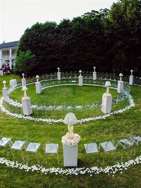 21 Creative Ceremony Decor Ideas You Haven't Seen Before