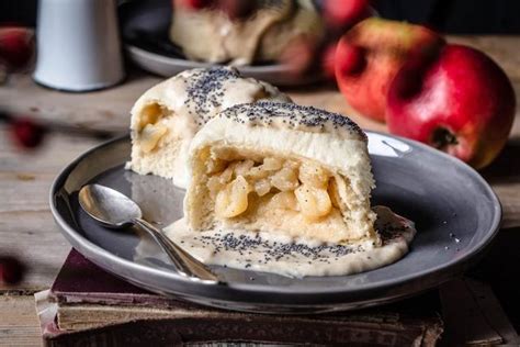 Leckere Dampfnudeln einfach selbst gemacht Rezept für zu Hause Sieu