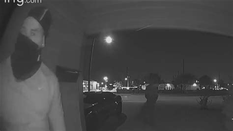 Fort Worth Police Searching For Men Who Tried To Break Into Homes Fox