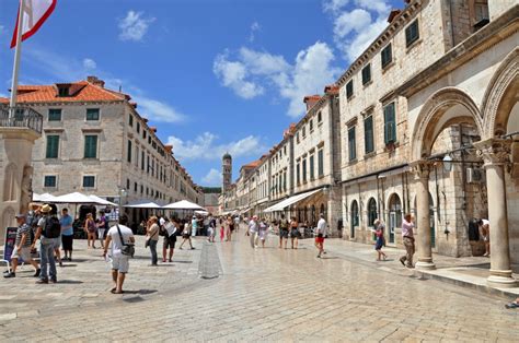 A Walk Through The Old Dubrovnik City Streets