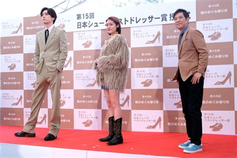 王林、こだわり強く受賞の品が間に合わず？ 完成したら「青森を歩きたい」〈日本シューズベストドレッサー賞〉 Tokyo Headline