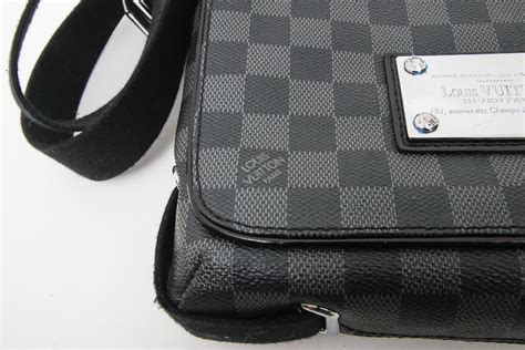 Louis Vuitton "Inventeur" Messenger Bag | EBTH