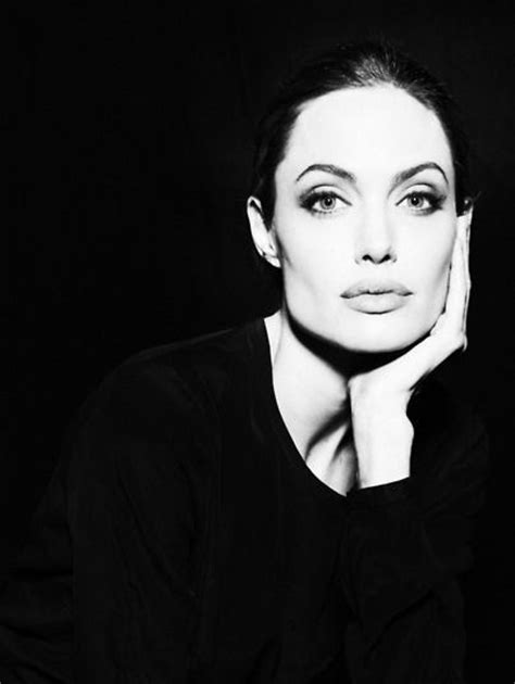 Angelina Jolie Annie Leibovitz Photography Portrait Annie Leibovitz