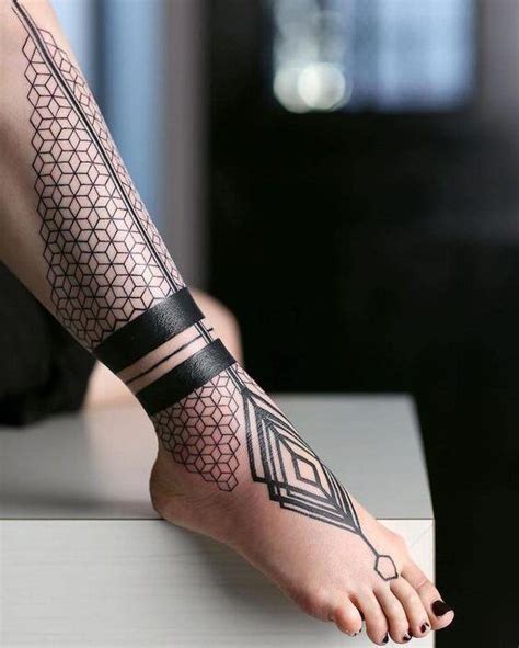 Tatuajes En Las Piernas De Mujeres 🦵️ 50 Ideas Que No Te Podes Perder