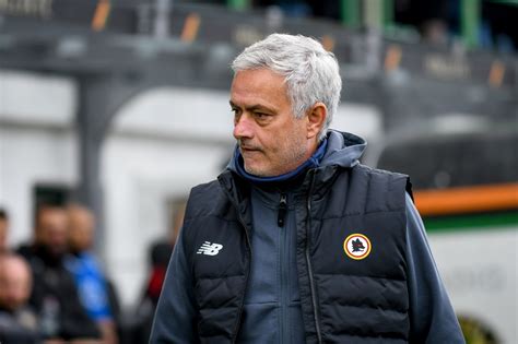 Nach Niederlage Jose Mourinho Zofft Sich Mit Seiner Mannschaft