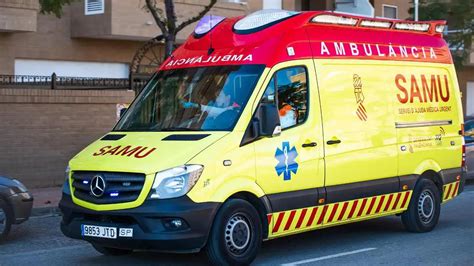 Un Joven Sufre Una Parada Cardiorrespiratoria En Un Partido De F Tbol