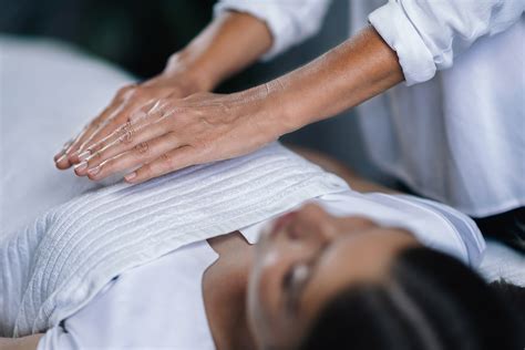 What Should I Expect From My First Reiki Session