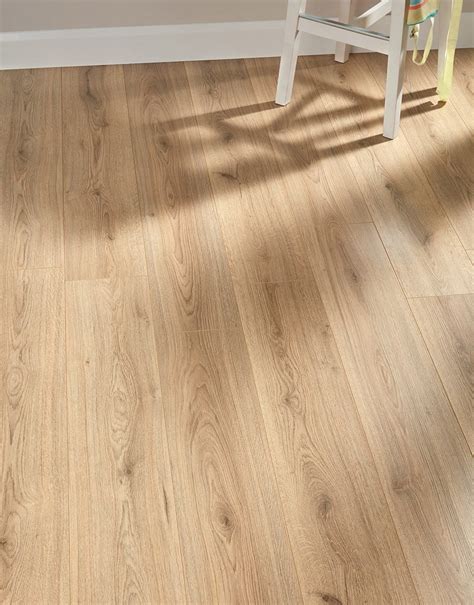 Farmhouse Oak Laminate Flooring Flooring Tips