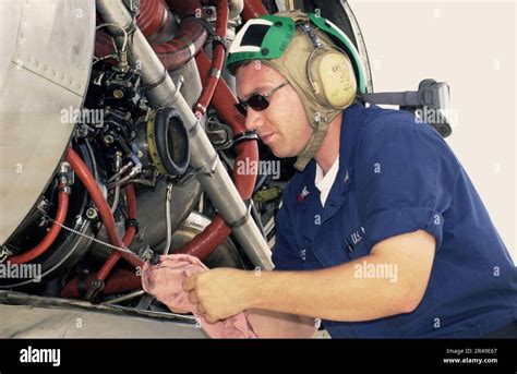 Us Navy Aviation Machinist S Mate Stock Photo Alamy