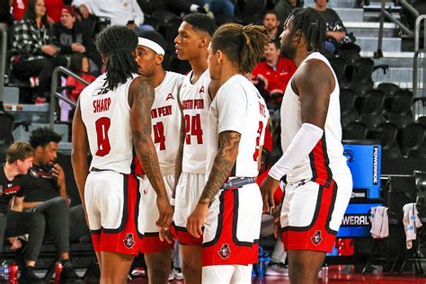 Apsu Mens Basketball Loses At Fandm Bank Area To Morehead State 61 50