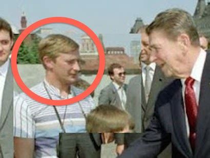 Vladimir Putin Spotted In 1988 Ronald Reagan Photo TheCount