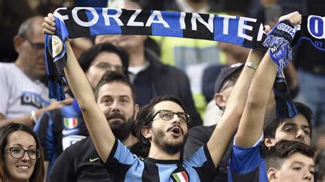 Tifosi Inter Ieri In Fuori Dallo Juventus Stadium Per Protesta