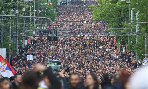 Protest Srbija Protiv Nasilja Okupljanje U Asova Ispred