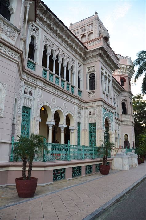 Guide to Travel to Cuba: Culture, Art & Mojitos - Worn Passports | Cuba