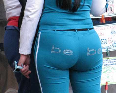 Latina With Round Ass In Spandex