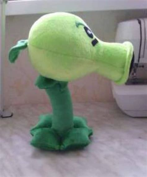 Large Plush Toy Peashooter From the Game Plants Vs. Zombies. 30cm - Etsy