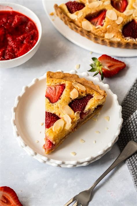 Strawberry Almond Tart Simple And Delicious Sugar Salt Magic