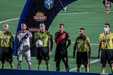 Vasco Empata O Atl Tico Go E Deixa A Zona Do Rebaixamento